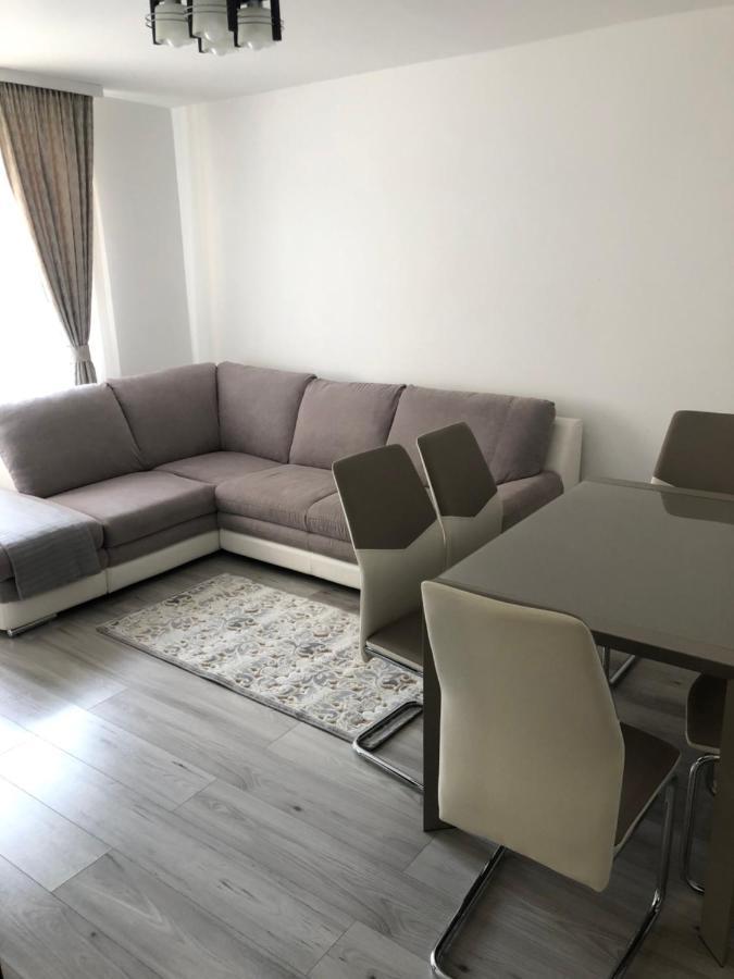 Skepsis Apartament Apartment Alba Iulia Exterior photo